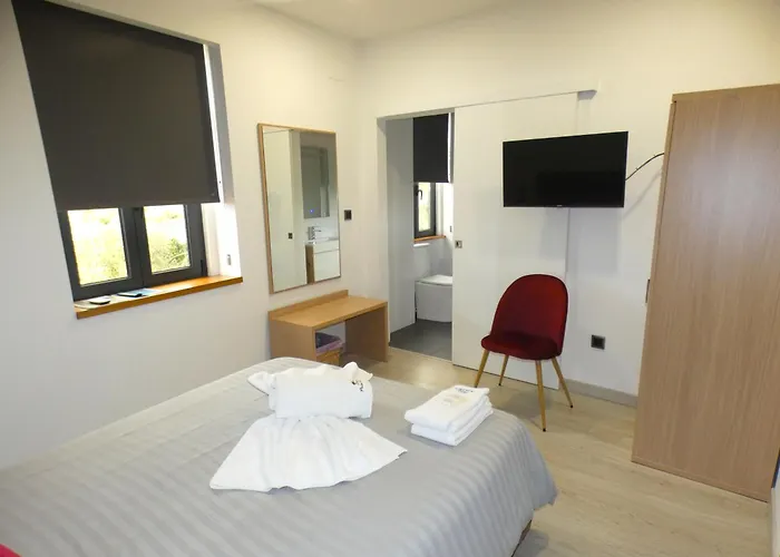 Pinhal Litoral Hotel *