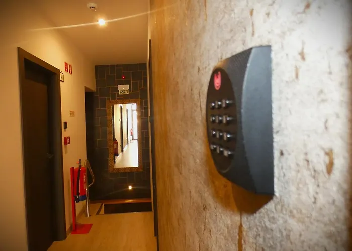 Pinhal Litoral Hotel *